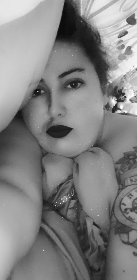 Lily robb Titten OnlyFans