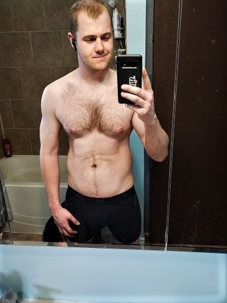 CaptainWood OnlyFans gratis