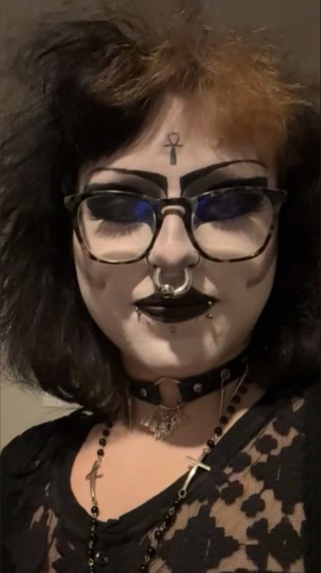 Miles Mortuary OnlyFans Nackt Leaks