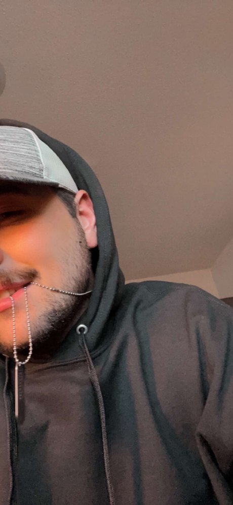 Bush Nacktbilder OnlyFans