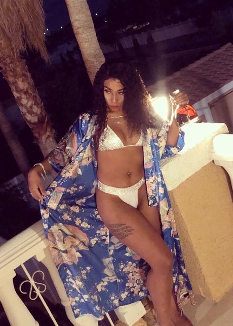 Gianna Nova OnlyFans-Fotos