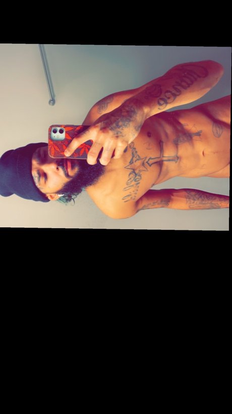 BigDick Tazzy Nacktbilder auf OnlyFans