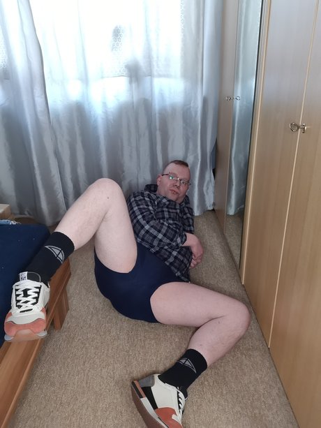 Daniyel 87 OnlyFans Striptease