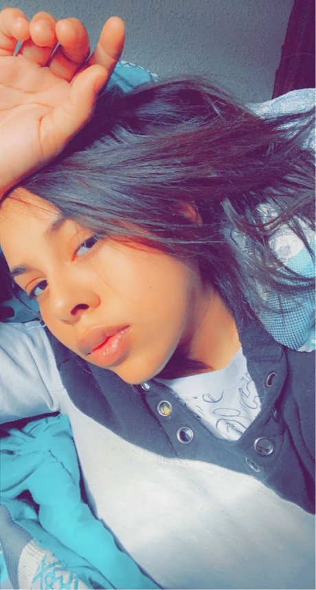 amateur-trans-onlyfans kostenloser Sex Selfie