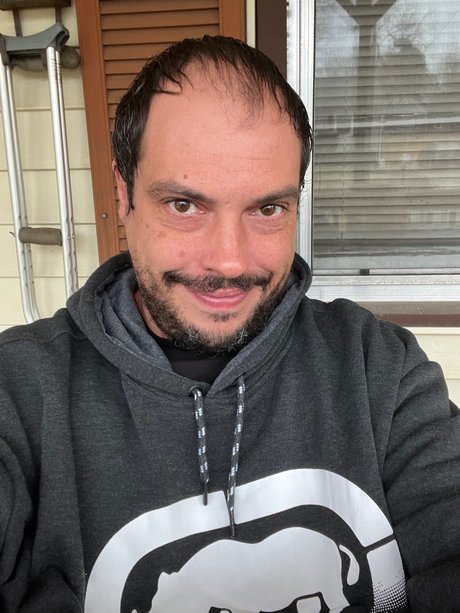 Swizzle Steve inc OnlyFans NSFW