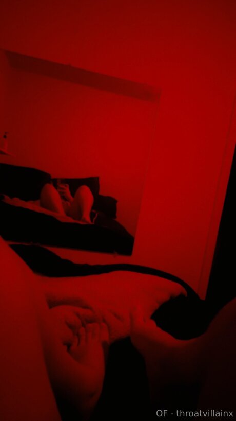 THROAT VILLAIN OnlyFans Nackt