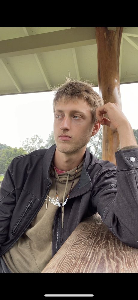 Tiger Scott Füße OnlyFans