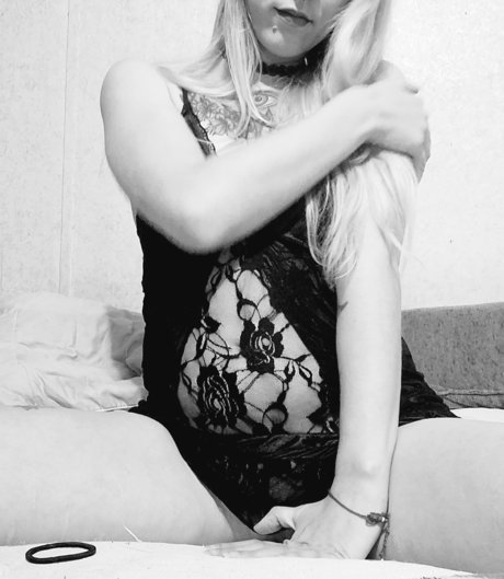 Alesana Nacktbilder von OnlyFans