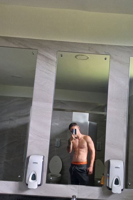 Roger Ram rez Porn OnlyFans Leak