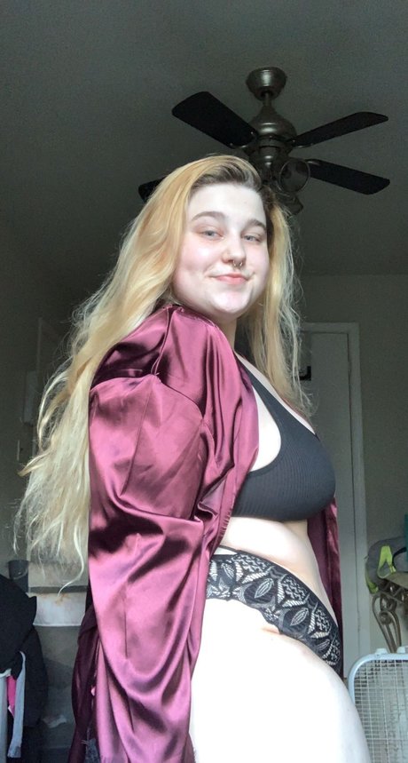 Hanna Marie OnlyFans Leaks