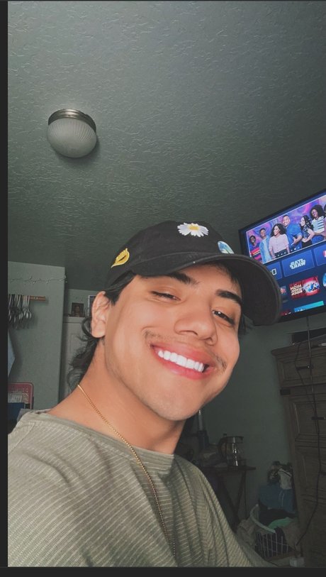 dave Nacktbilder von OnlyFans geleakt