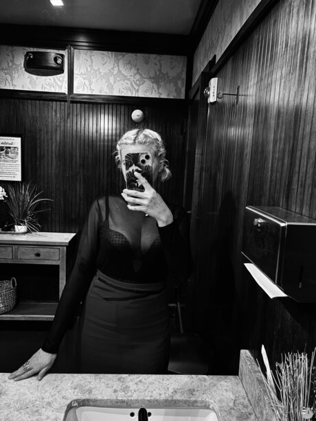 Sinful Sloth Slut she her_ OnlyFans Star