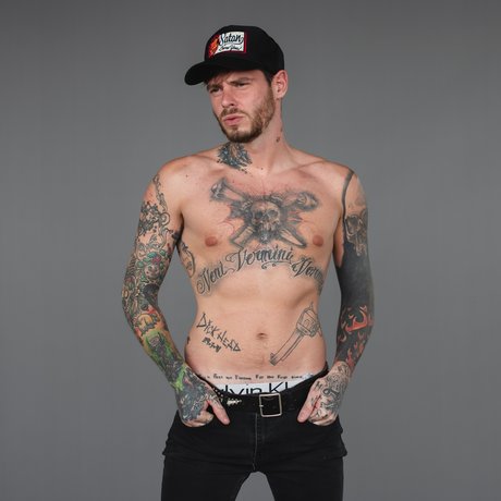 Pinche Chris Nacktbilder von OnlyFans