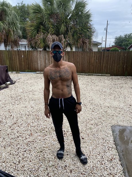 RobertTerrell Leaks von Nacktbildern auf OnlyFans