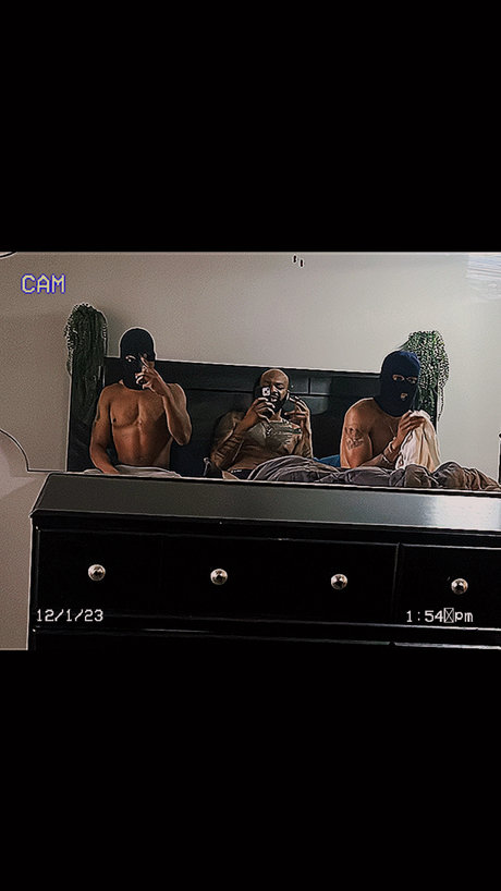 Demon Time x 3 NurlyFans-Pornos