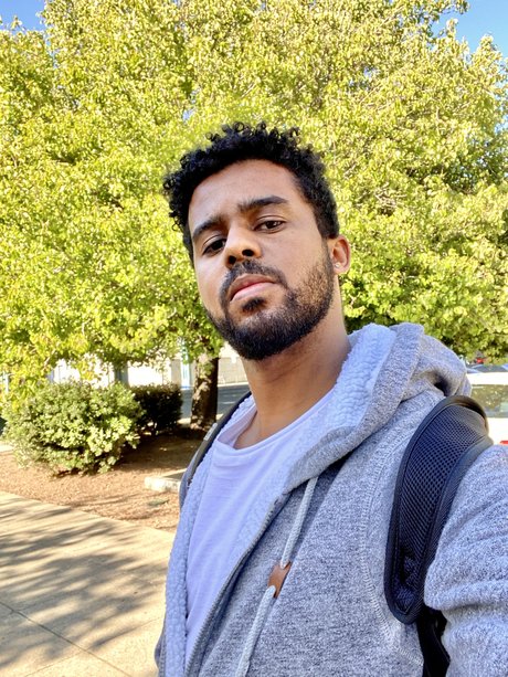 The Shirtless Teacher OnlyFans Bilder geleakt