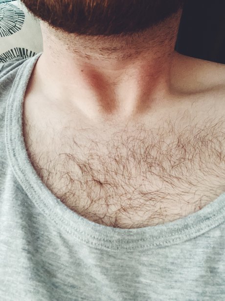 thick top Nacktbilder von OnlyFans