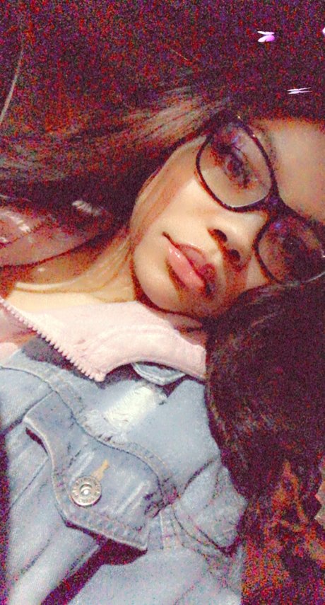 Hazel Eyed Symone OnlyFans Nackt Leaks