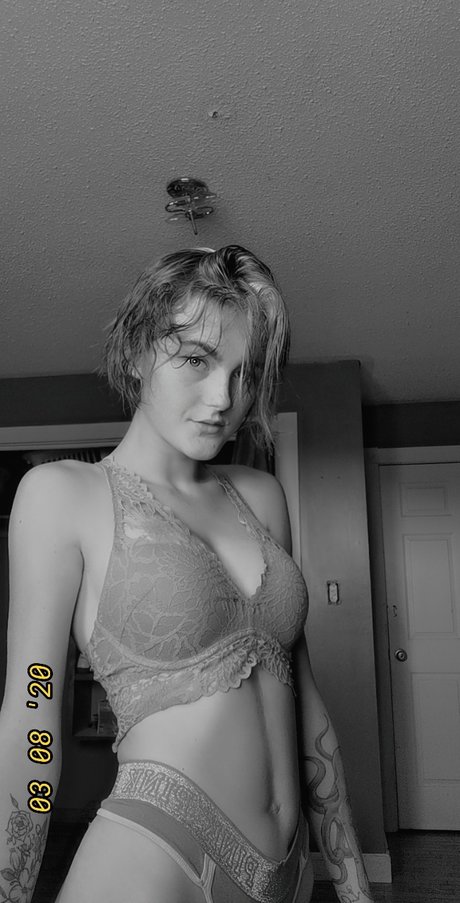 Alabama Smirle Nackt OnlyFans