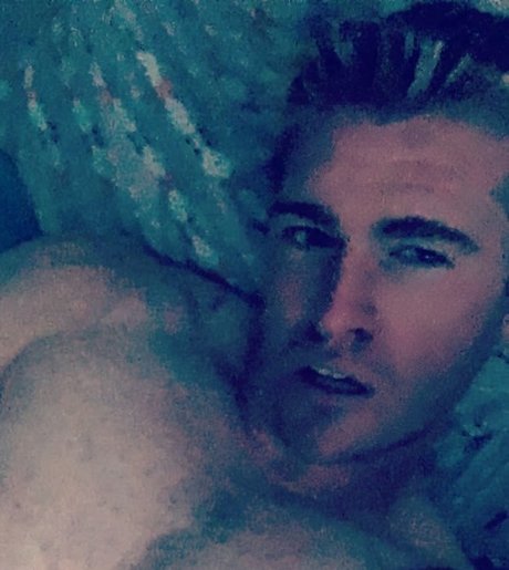 White Congo Nacktbilder-Leaks von OnlyFans