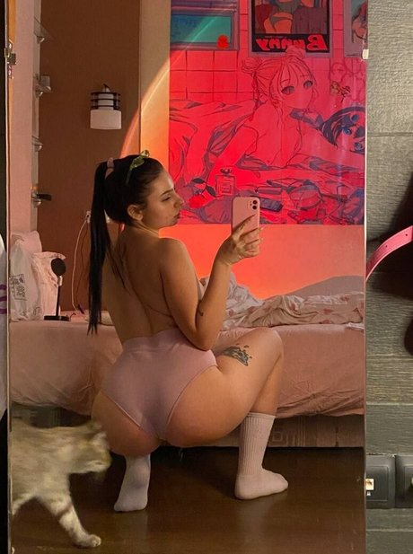 liroshka Leak von OnlyFans-Inhalten