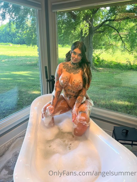 Goth Angel Summer_ Leaked OnlyFans Bilder