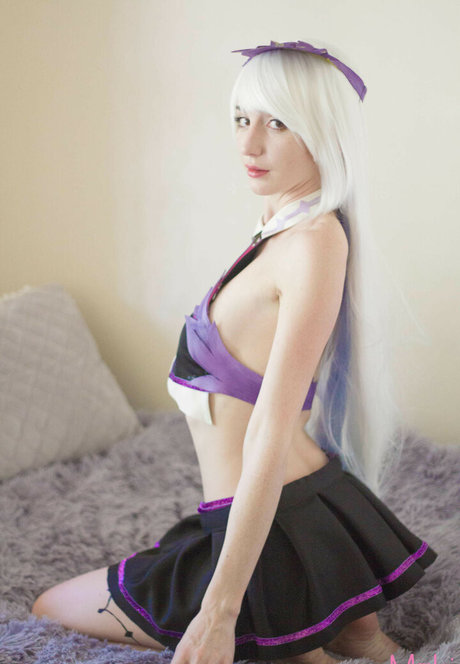 Meki OnlyFans Model Fotos