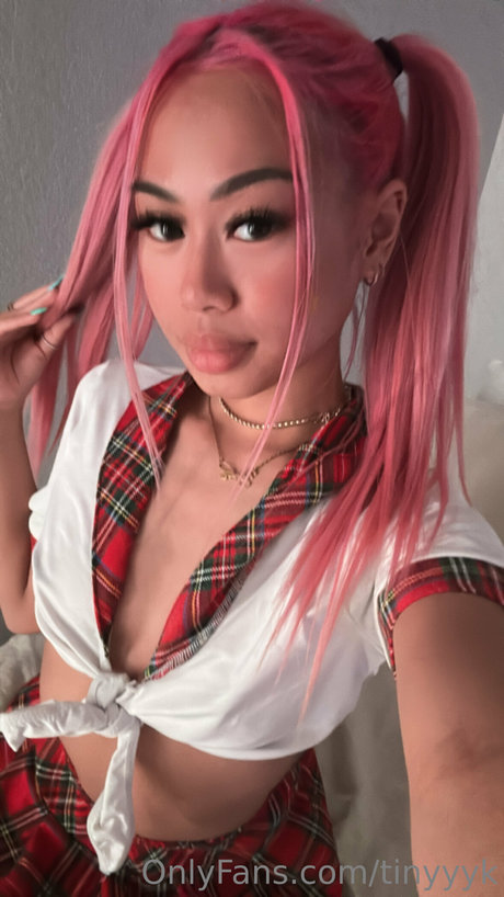 tinyyyk OnlyFans Archiv