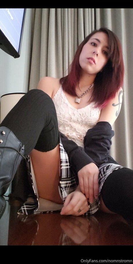 Nomnstromn OnlyFans Nacktbilder geleakt