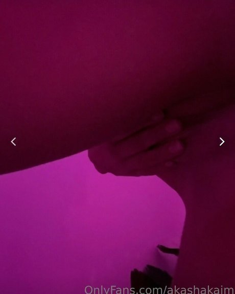 Akashakaim OnlyFans nackte Brüste