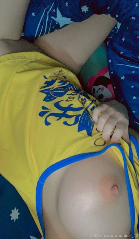 nuninal 22 OnlyFans Strip