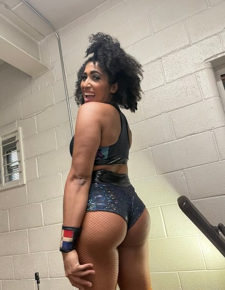 Marti Belle Nacktpornos auf OnlyFans