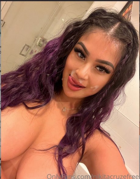 Nikita Kim OnlyFans Porn Nackt