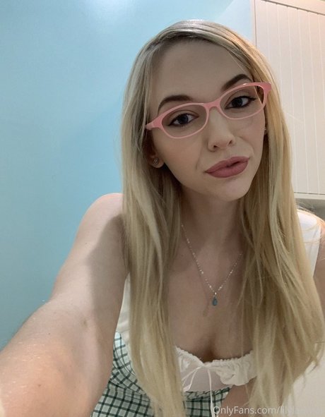 Lily Larimar Sexy OnlyFans