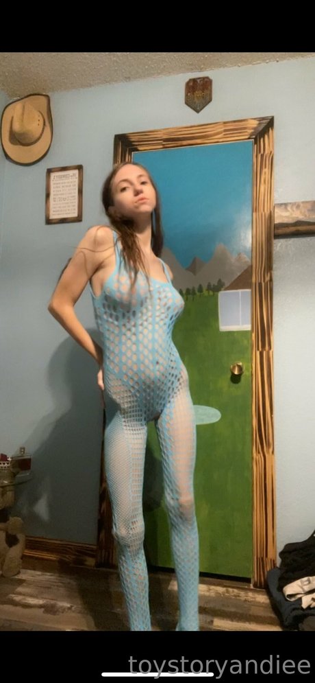 ToyStoryAndiee_ Leaks von Nacktbildern auf OnlyFans