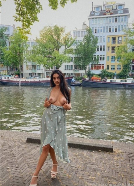 Aria Khan OnlyFans Leak