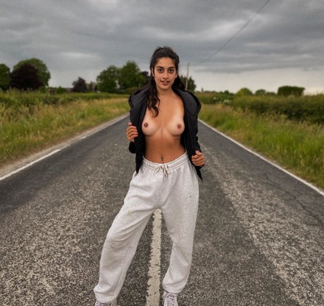 Aria Khan XXX OnlyFans