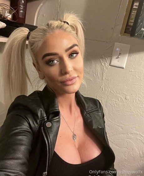 orgie nur fans kostenlos nackt Bild