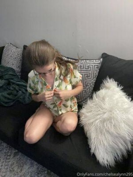 Hawaiian Cheerleader OnlyFans Pornografie geleakt