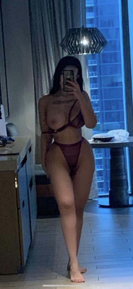 3nudz OnlyFans-Inhalte