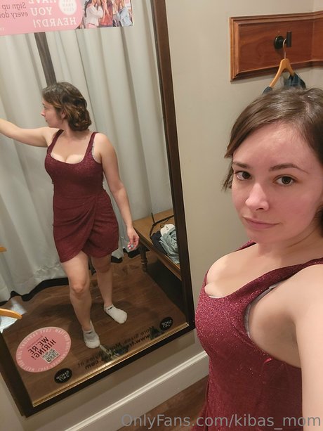 Kibas Mom Nacktbilder von OnlyFans