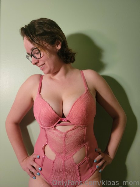 Kibas Mom Nackt