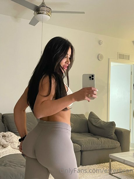 Esterbron Nackt OnlyFans