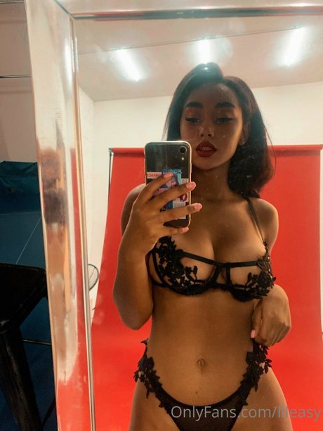 asiatische studentin onlyfans Top Content