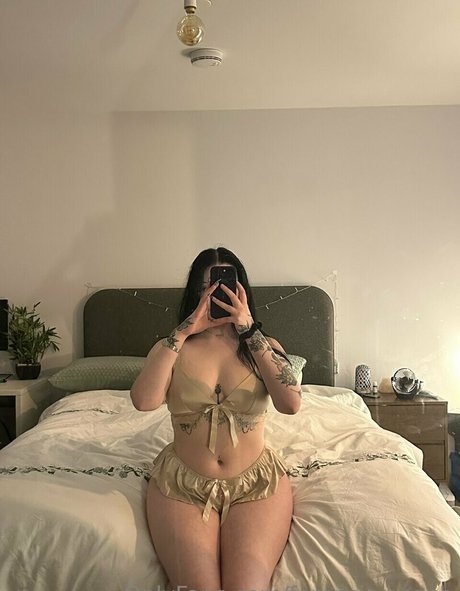 _MK Leaks von Nacktbildern auf OnlyFans