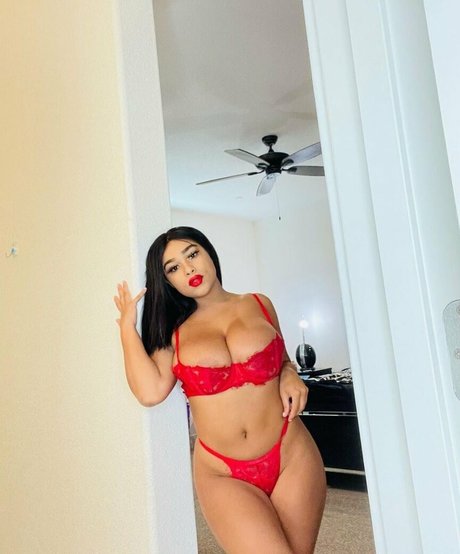 Thebae Breanna OnlyFans Dirtyship geleakt