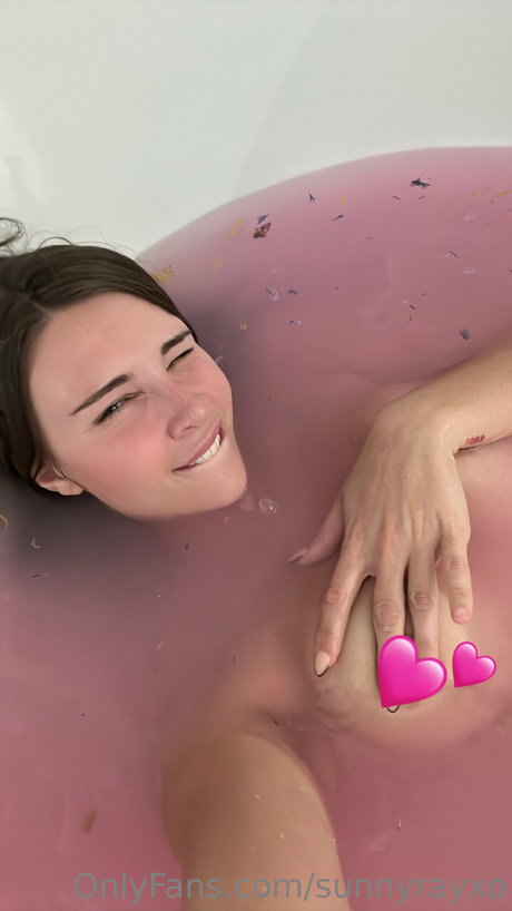sunnyrayxo NurlyFans-Brüste