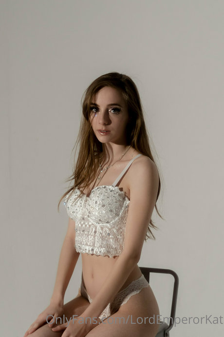 Kat ONLINE NOW Nacktbilder geleakt OnlyFans