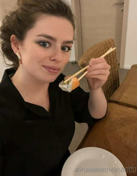 alinasweetness OnlyFans Nacktbilder