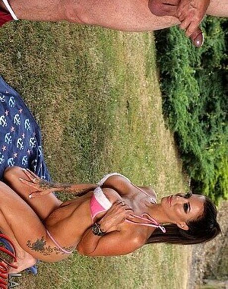 Charlie Monaco Nacktpornos auf OnlyFans